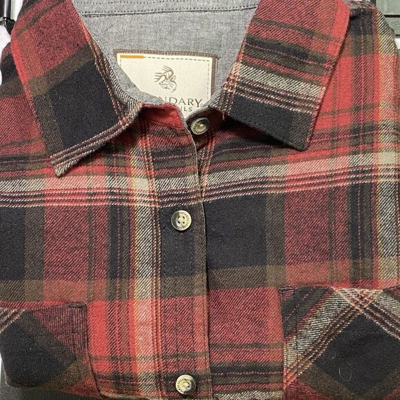 Legendary Whitetails Women’s Size Medium Plaid Flannel Shirt Red/Black Flip Cuff - Picture 9 of 14